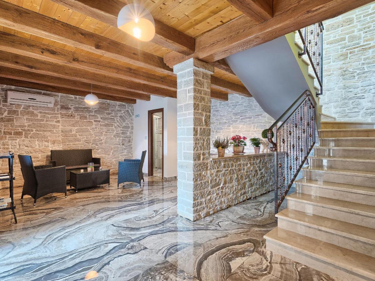 Villa Patrick-Luxury Stone House In The Center Of Istria Pazin Zewnętrze zdjęcie